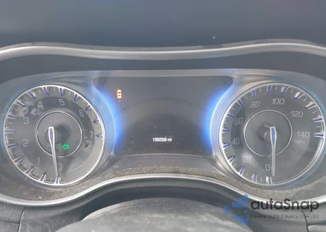 2015 Chrysler 300 Limited z USA, uszkodzony, nr VIN 2C3CCAAG2FH760672